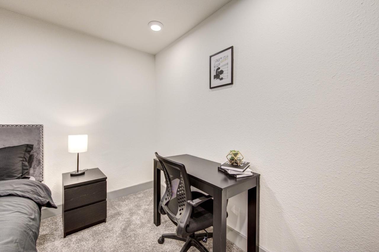 Trendy Midtown Apt, Walk To Shops & Sites, Pets Ok Houston Exteriér fotografie