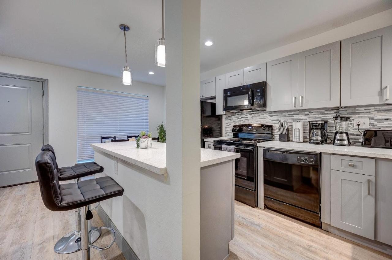 Trendy Midtown Apt, Walk To Shops & Sites, Pets Ok Houston Exteriér fotografie