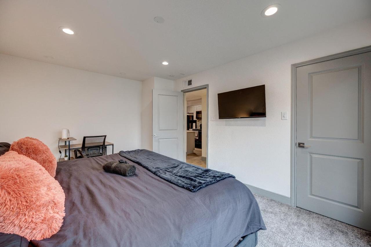 Trendy Midtown Apt, Walk To Shops & Sites, Pets Ok Houston Exteriér fotografie