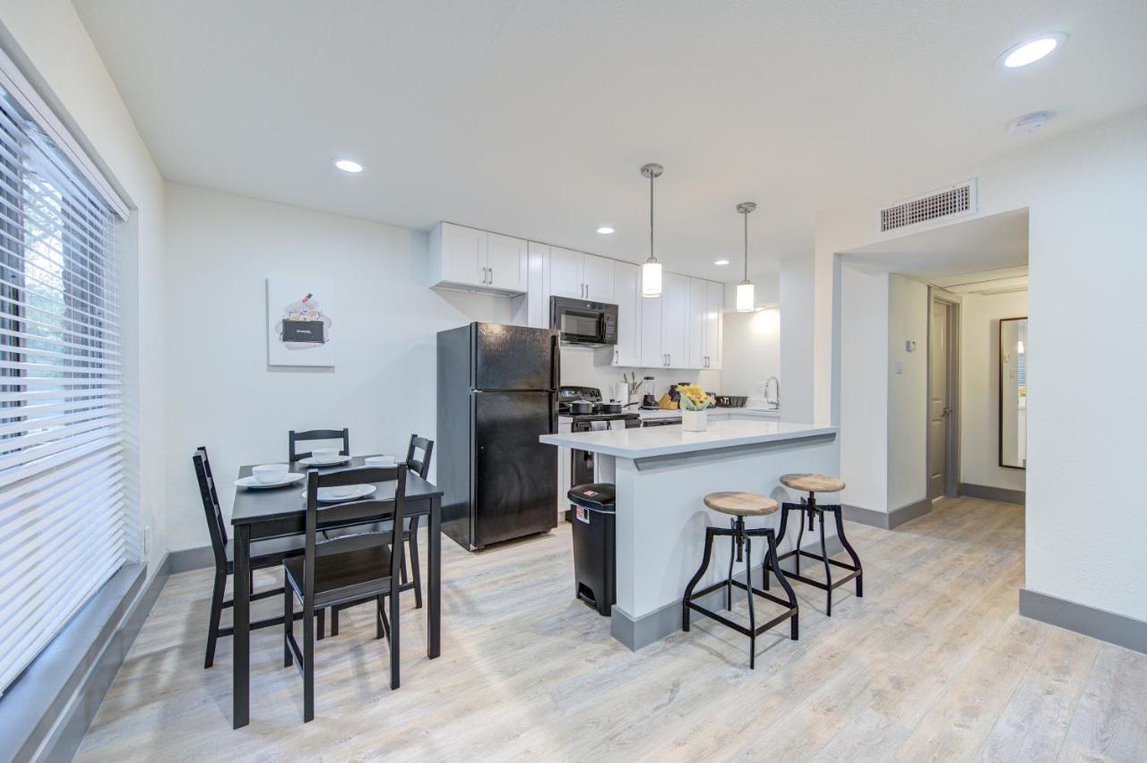 Trendy Midtown Apt, Walk To Shops & Sites, Pets Ok Houston Exteriér fotografie